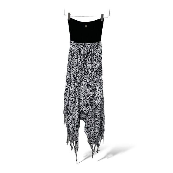 Billabong Enchanted Dayz Black/White Strapless Dress w/Handkerchief Hem Tassels - Picture 2 of 12